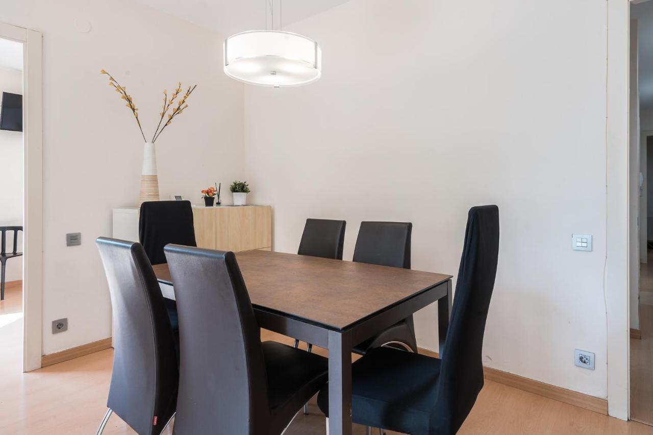 Apartmán R&B Muntaner Barcelona Exteriér fotografie