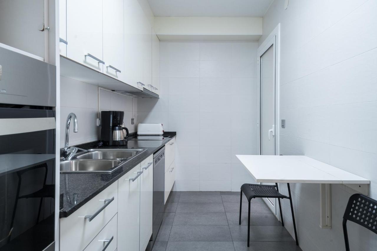 Apartmán R&B Muntaner Barcelona Exteriér fotografie