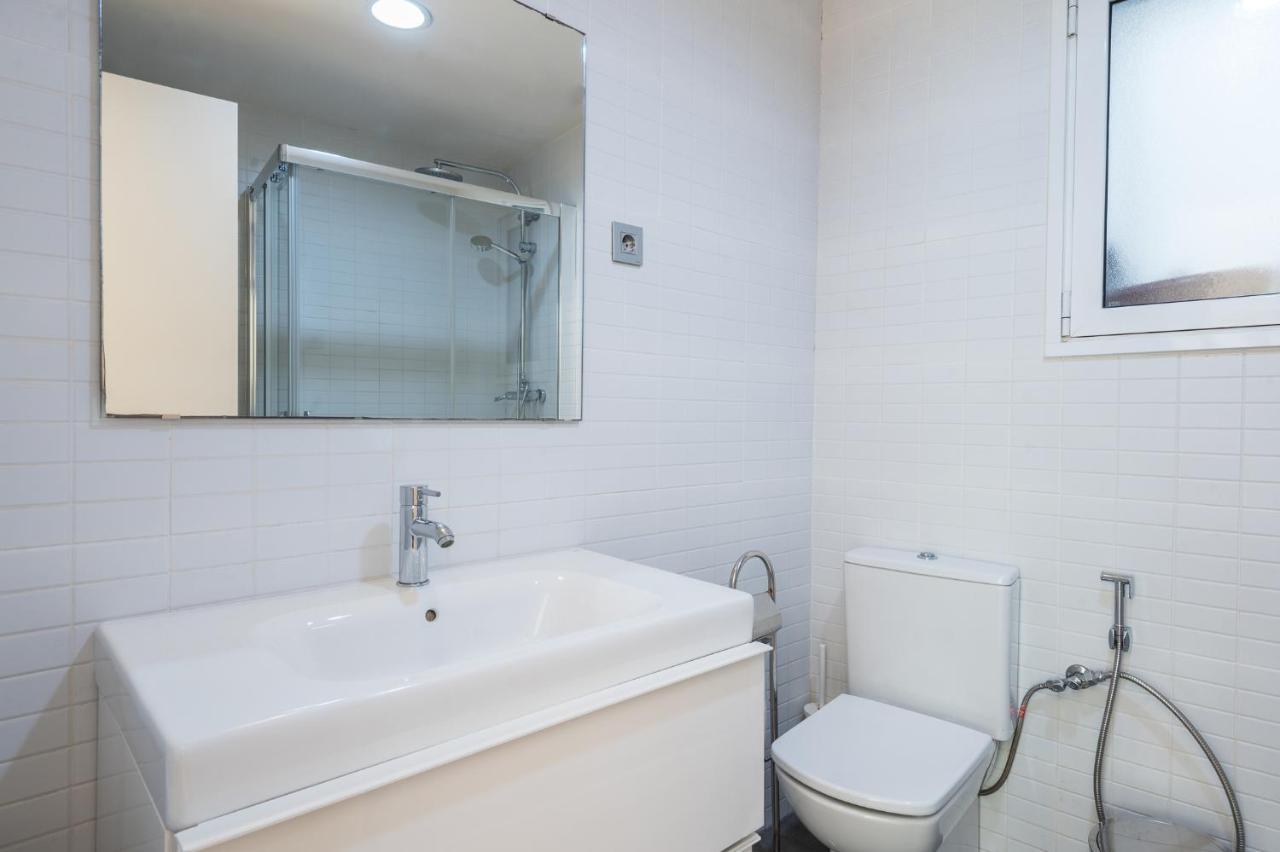 Apartmán R&B Muntaner Barcelona Exteriér fotografie